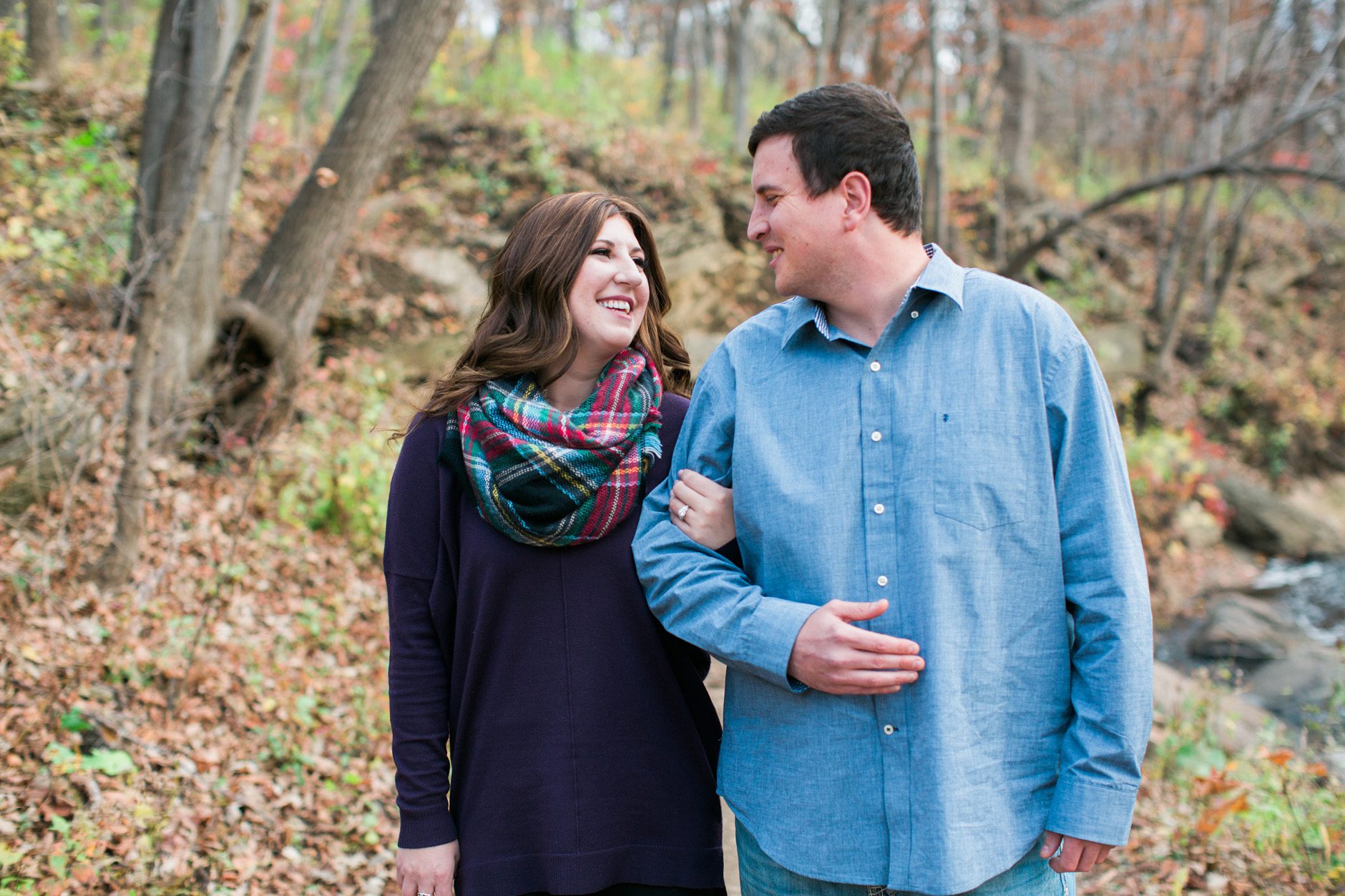 EileenKPhoto-Engagement-Photography-MinnehahaFalls-03