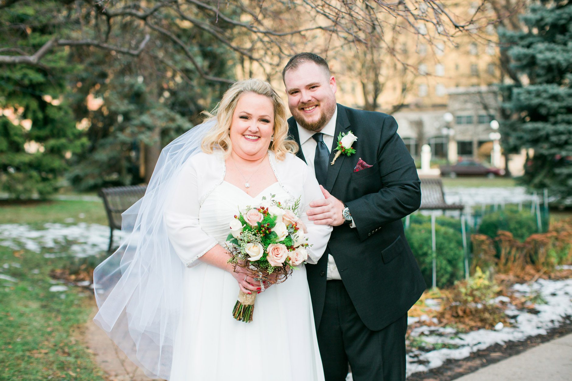 EileenKPhoto-Wedding-Minnesota-HappyGnome-245