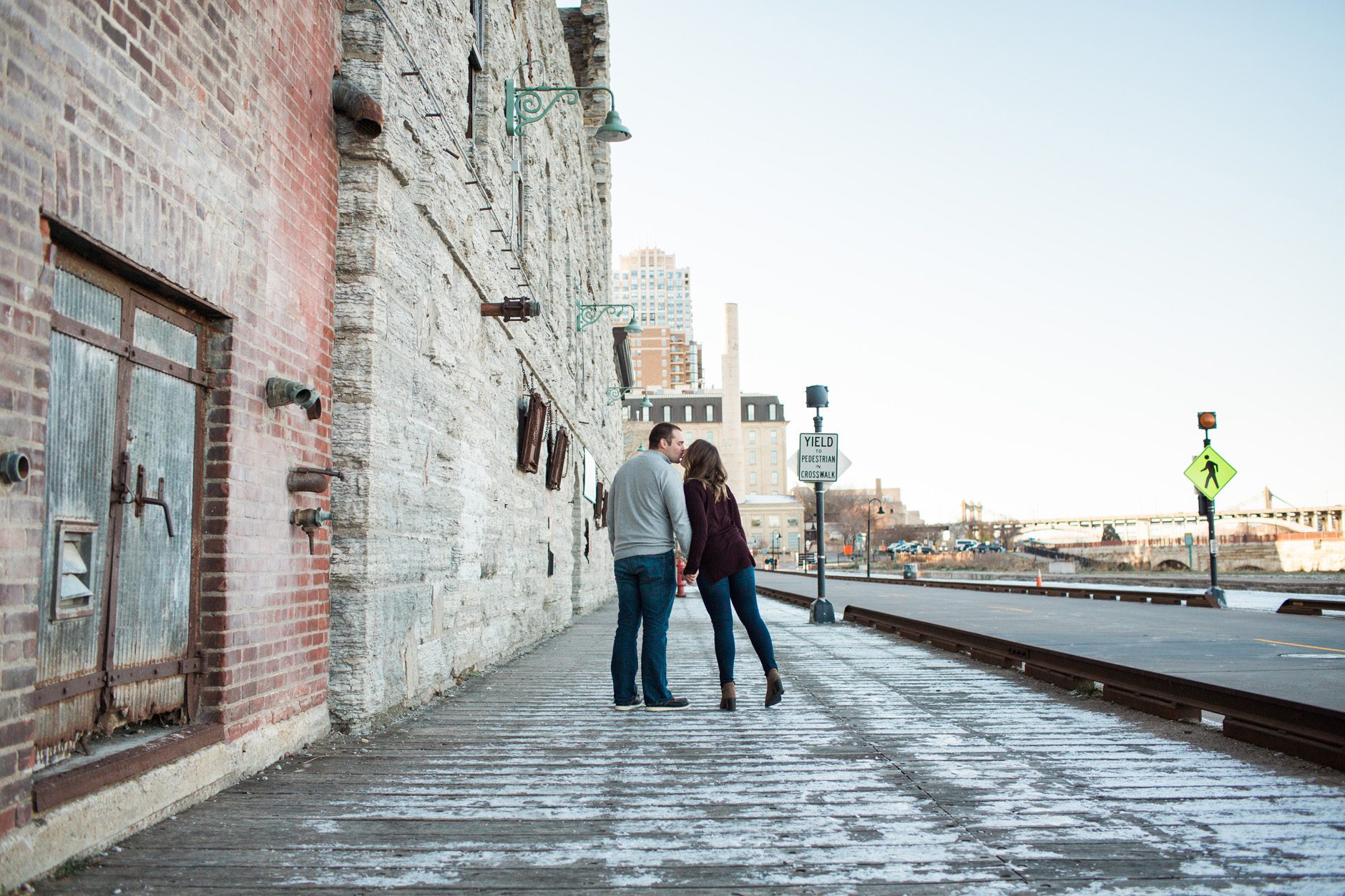 engagement-photography-minneapolis-stonearch-eileenkphoto-045