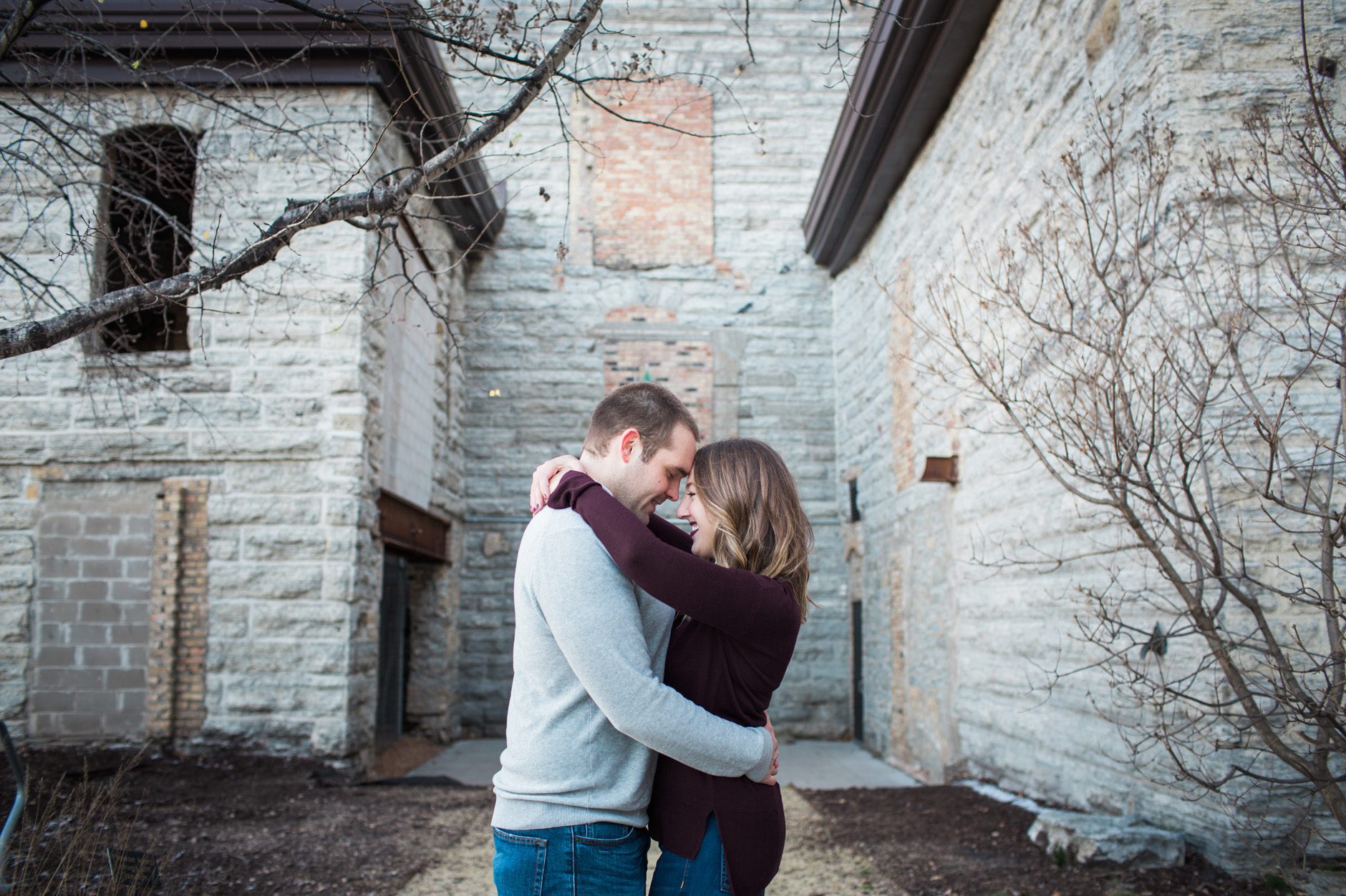 engagement-photography-minneapolis-stonearch-eileenkphoto-060